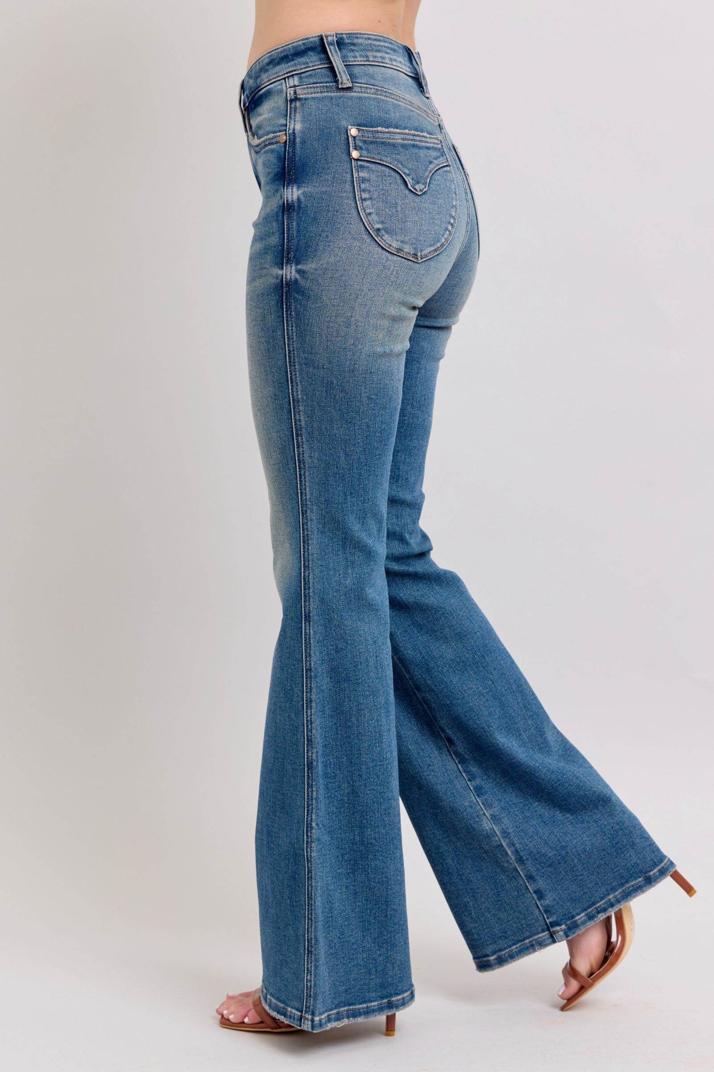 Judy Blue MR Tummy Control Vintage Wash Jeans - Shop Style & More | Fresh Looks, Everyday Deals & Free Shipping