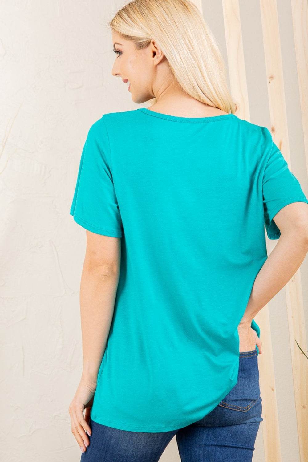 Heimish Full Size Leopard Lip Round Neck Short Sleeve T-Shirt Plus Size - Shop Style & More | Fresh Looks, Everyday Deals & Free Shipping