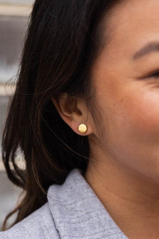 Luxe Circle Studs - Gold - Shop Style & More | Fresh Looks, Everyday Deals & Free Shipping