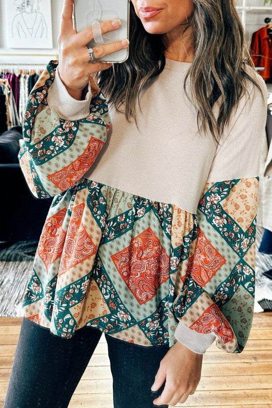 Geometric Patchwork Crew Neck Loose Fit Top - Shop Style & More | Fresh Looks, Everyday Deals & Free Shipping