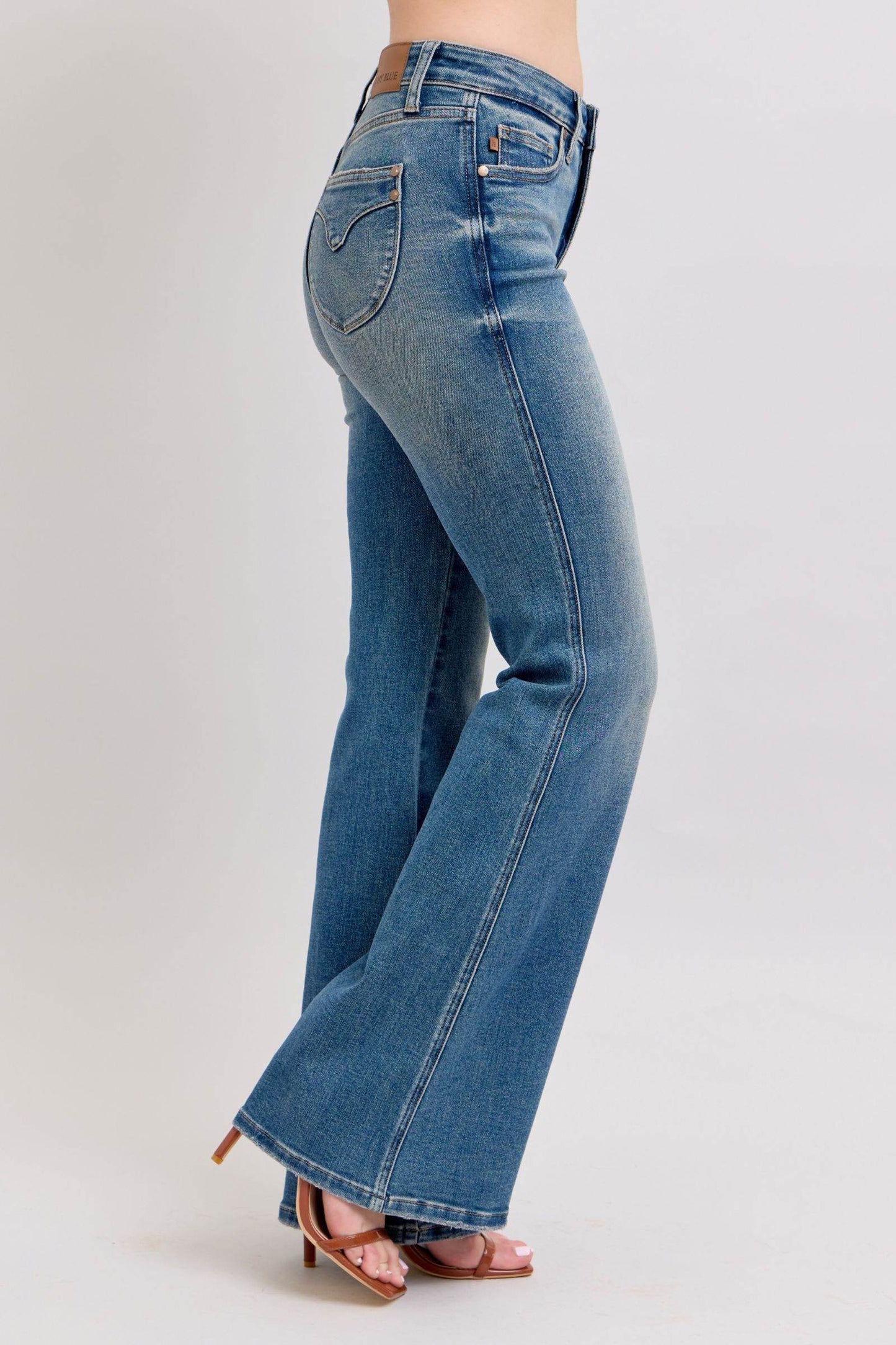 Judy Blue MR Tummy Control Vintage Wash Jeans - Shop Style & More | Fresh Looks, Everyday Deals & Free Shipping