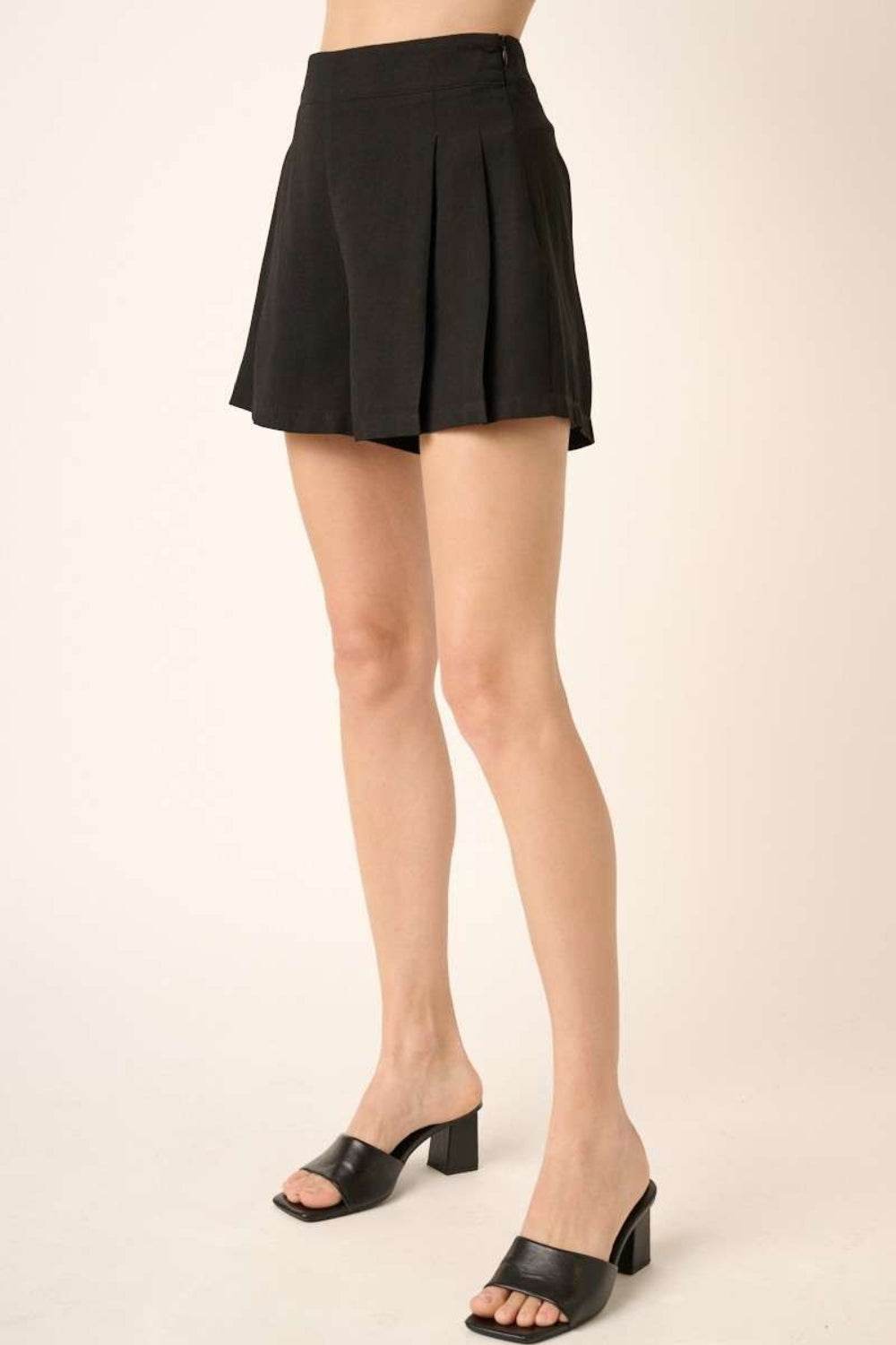 Mittoshop Side Invisible Zipper Pleated Shorts - Shop Style & More | Fresh Looks, Everyday Deals & Free Shipping