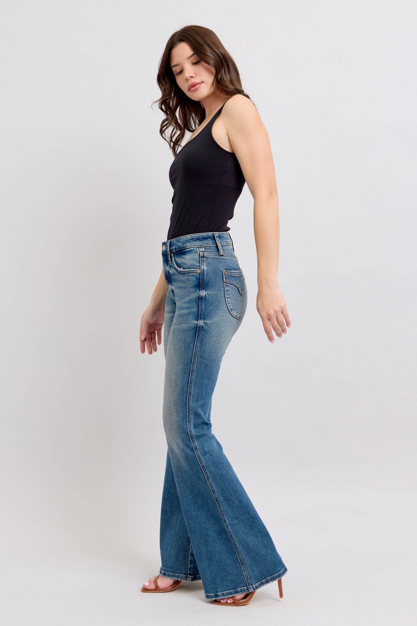 Judy Blue MR Tummy Control Vintage Wash Jeans - Shop Style & More | Fresh Looks, Everyday Deals & Free Shipping
