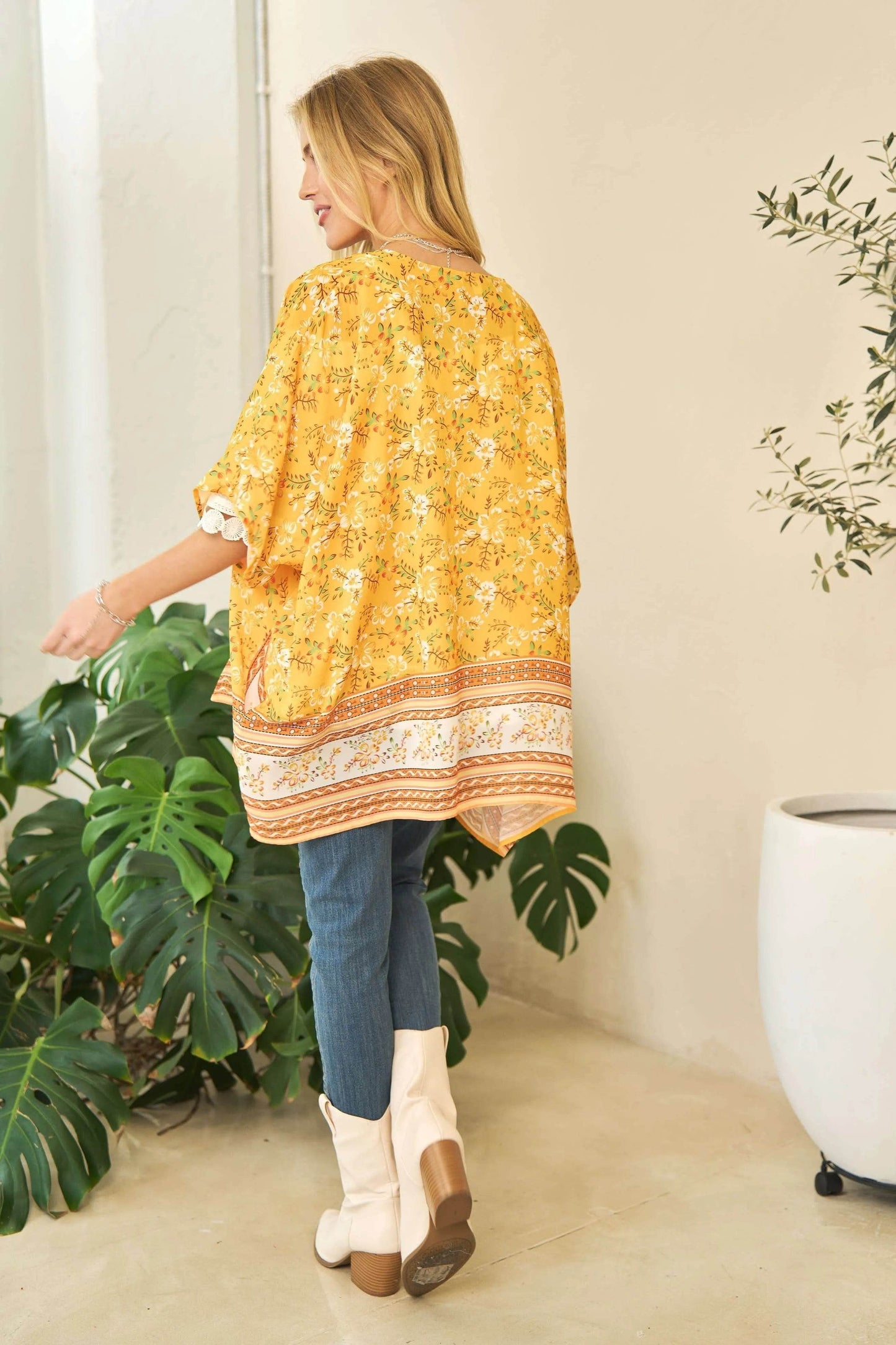 Davi & Dani Floral Printed Short Sleeve Loose Fit Kimono Cover Up - Shop Style & More | Fresh Looks, Everyday Deals & Free Shipping
