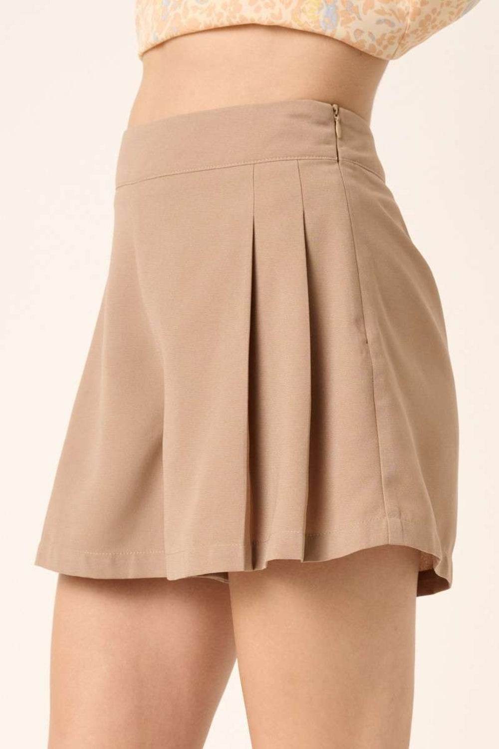 Mittoshop Side Invisible Zipper Pleated Shorts - Shop Style & More | Fresh Looks, Everyday Deals & Free Shipping