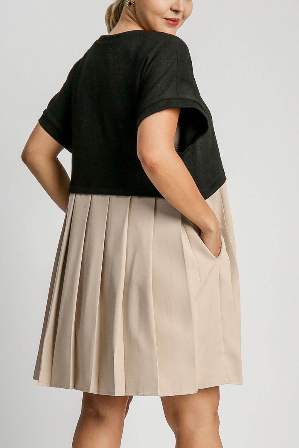 Umgee Full Size Round Neck Pleated Dress with Side Pockets Plus Size - Shop Style & More | Fresh Looks, Everyday Deals & Free Shipping