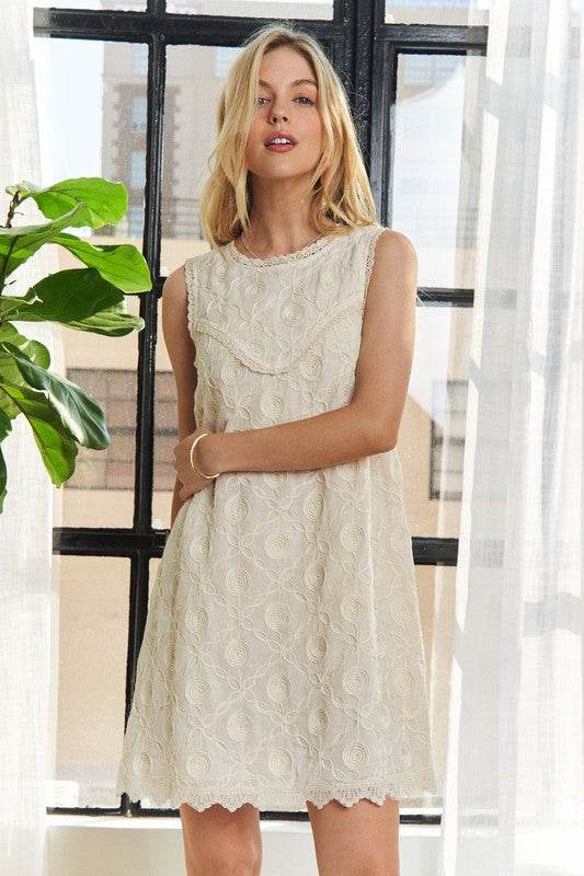 ADORA Applique Round Neck Sleeveless Shift Dress - Shop Style & More | Fresh Looks, Everyday Deals & Free Shipping