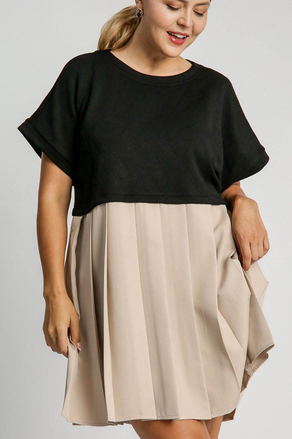 Umgee Full Size Round Neck Pleated Dress with Side Pockets Plus Size - Shop Style & More | Fresh Looks, Everyday Deals & Free Shipping