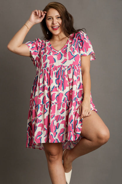 Umgee Full Size Abstract Print Pleat Detail Short Sleeve V-Neck Tiered Dress Plus Size Casual Dresses