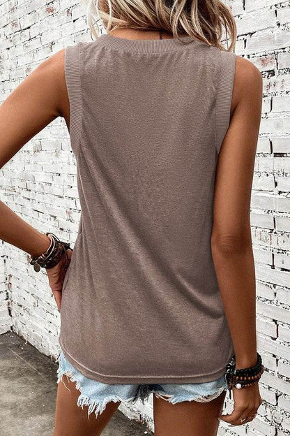 Contrast Trim V-Neck Loose Fit Tank Top - Shop Style & More | Fresh Looks, Everyday Deals & Free Shipping