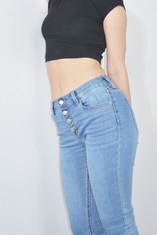 MID RISE EXPOSED BUTTON CAPRI JEANS - Shop Style & More | Fresh Looks, Everyday Deals & Free Shipping