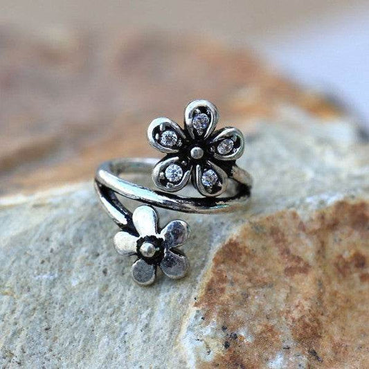 Twist Style Flower Seamless Ring / Cartilage - Shop Style & More | Fresh Looks, Everyday Deals & Free Shipping