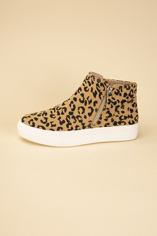 Route-S High Top Leopard Sneakers Sneakers