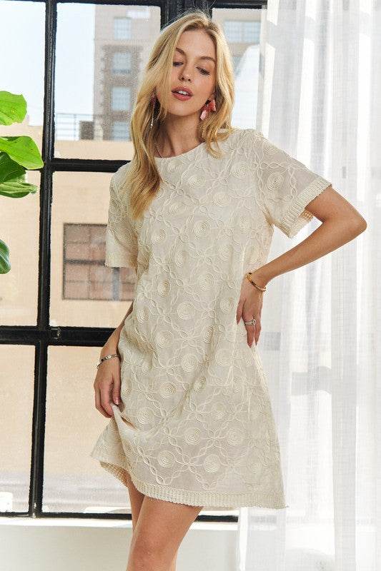 ADORA Applique Round Neck Short Sleeve Shift Dress - Shop Style & More | Fresh Looks, Everyday Deals & Free Shipping