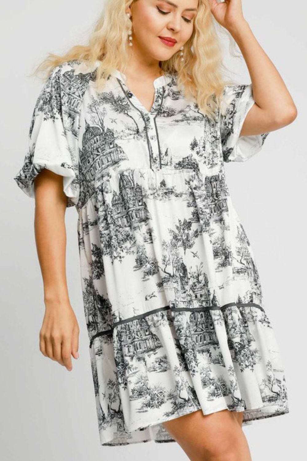 Umgee Full Size Two Tone Landscape Print Dress Plus Size Casual Dresses