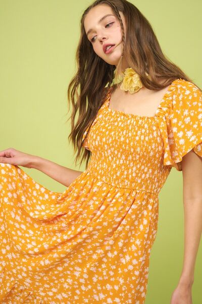 Mittoshop Flower Print Flutter Sleeve Smocked Midi Dress Casual Dresses