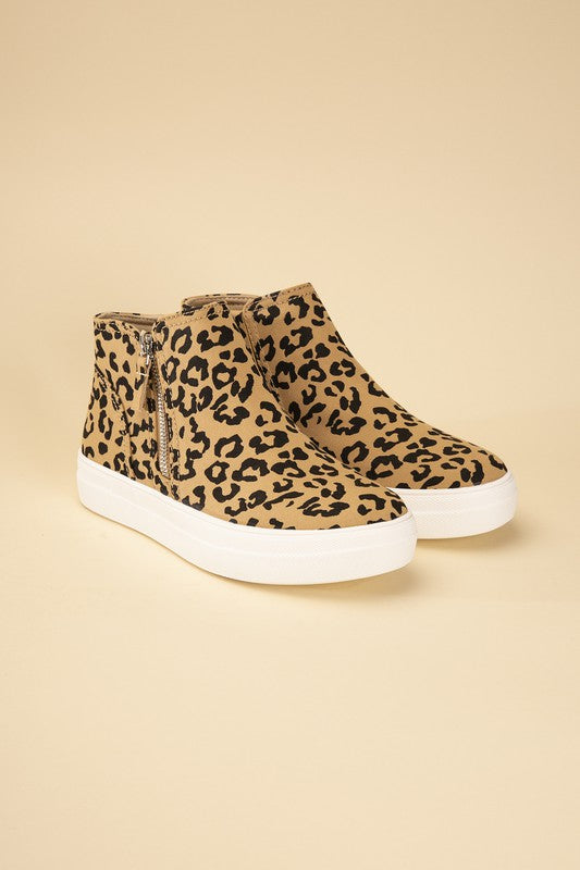 Route-S High Top Leopard Sneakers Sneakers