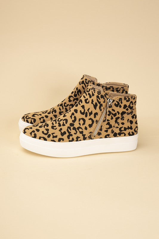 Route-S High Top Leopard Sneakers Sneakers