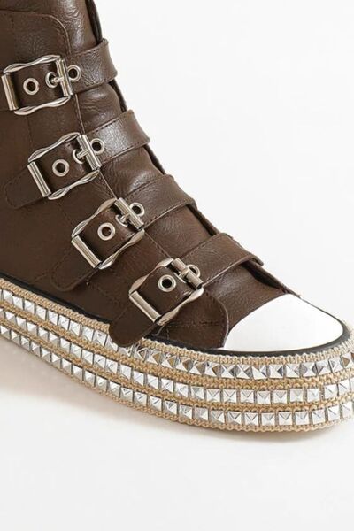 Beast Fashion Multi-Buckle Straps Studded Platform Sneakers Sneakers