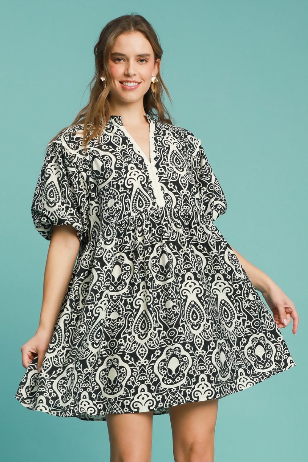 Umgee Full Size Abstract Print Puff Sleeve Dress Plus Size Black Casual Dresses