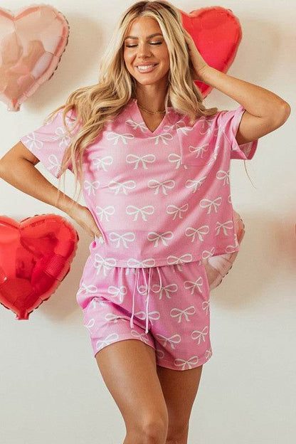 Knit Bowknot Printed V Neck T Shirt and Shorts Set - Shop Style & More | Fresh Looks, Everyday Deals & Free Shipping