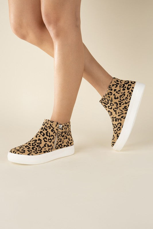 Route-S High Top Leopard Sneakers Sneakers