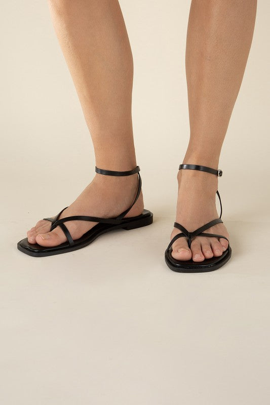 ELIO-1 Flat Sandals Sandals