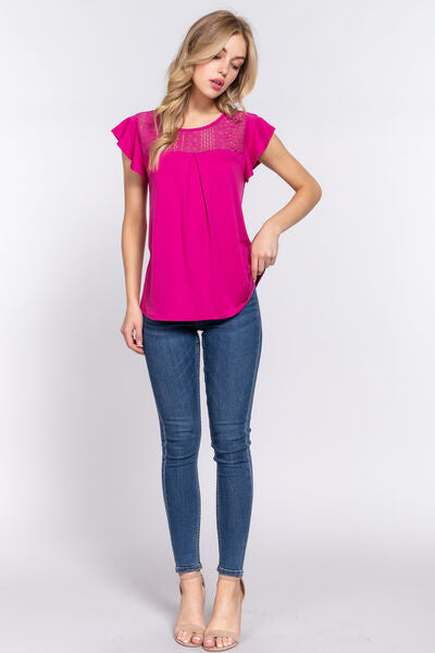 ACTIVE BASIC Ruffle Lace Knit Top with Short Sleeves and Lace Detail Blouses