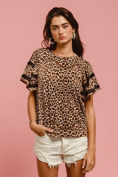 BiBi Leopard Crochet Trim Round Neck Short Sleeve Top Blouses