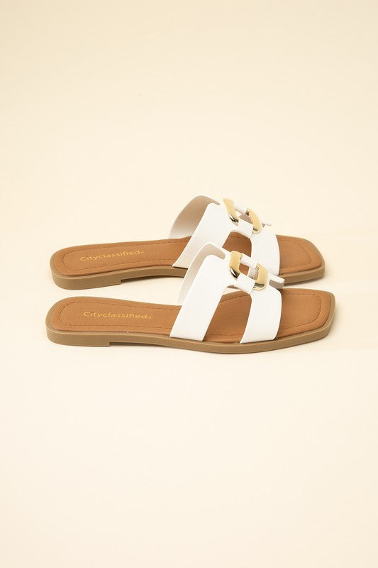 FENG-S Slides Sandals