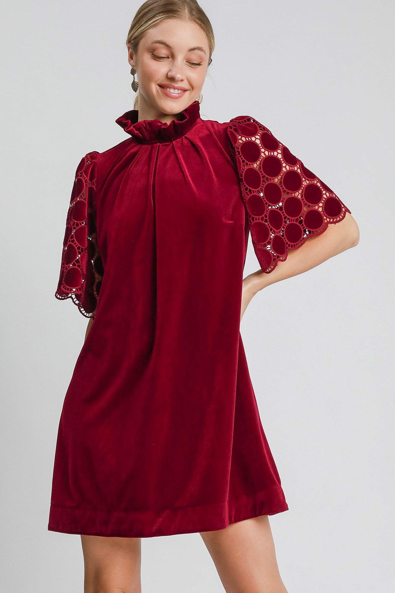 Umgee Dotted Lace Half Sleeve Mock Neck Back Tie Velvet Dress Burgundy Casual Dresses