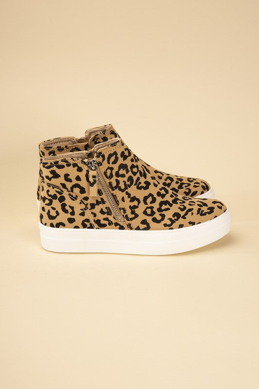 Route-S High Top Leopard Sneakers Sneakers