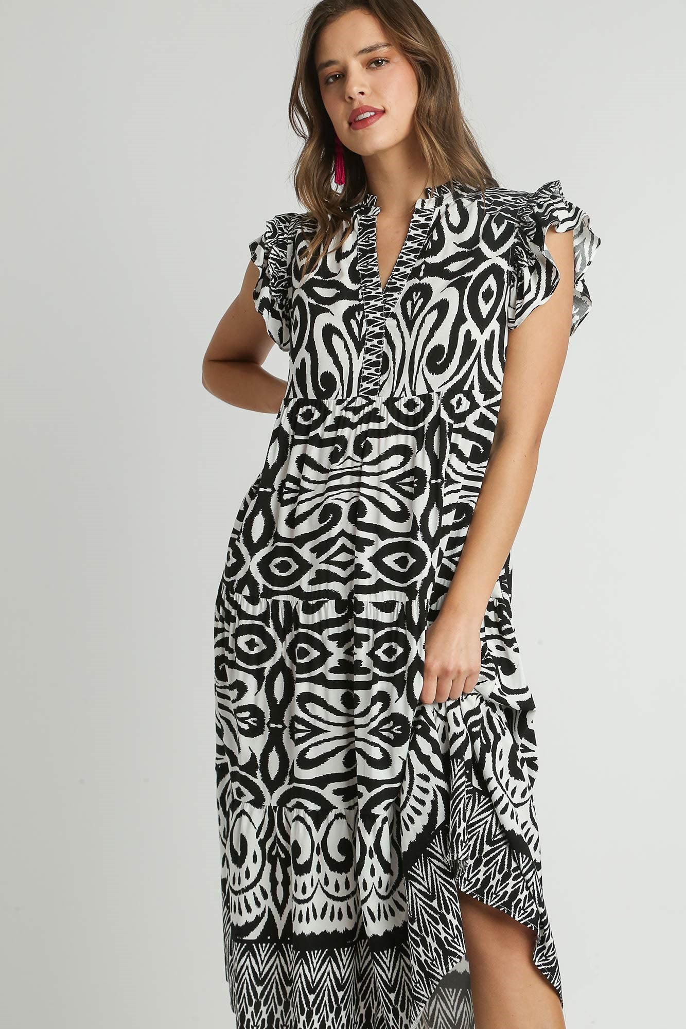 Umgee Full Size Two Tone Border Print Ruffle Cap Sleeve Midi Dress Plus Size Casual Dresses