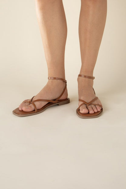 ELIO-1 Flat Sandals Sandals