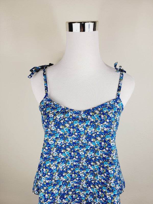 TANK TOP WITH ADJUSTABLE STRAPS - Shop Style & More | Fresh Looks, Everyday Deals & Free Shipping